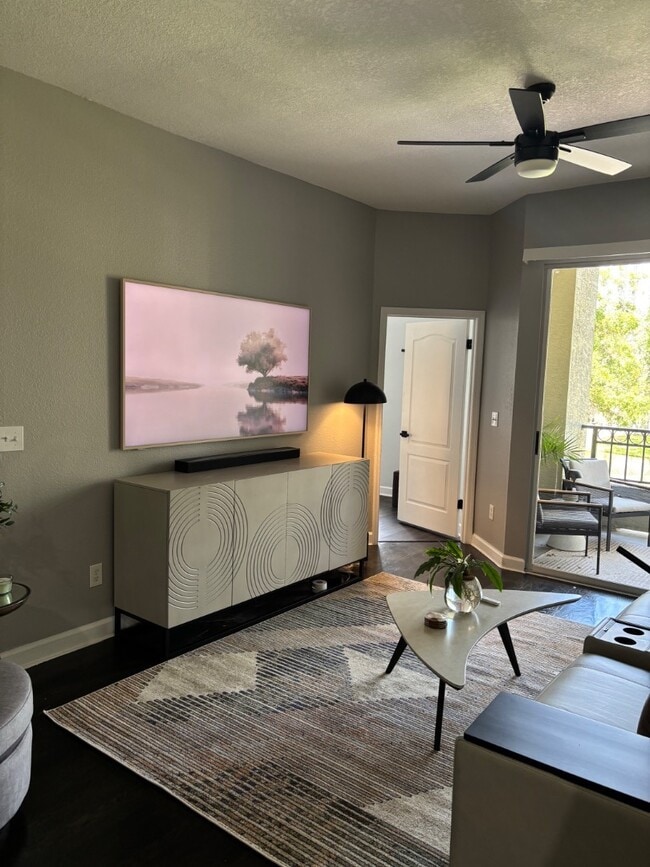 708 Promenade Pl in Tampa, FL - Building Photo - Building Photo