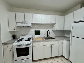 2175 Chapdelaine Av in Québec, QC - Building Photo - Building Photo