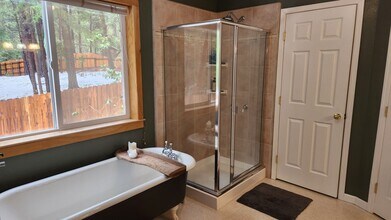 12474 Valley View Rd in Nevada City, CA - Building Photo - Building Photo