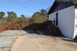 555 Lee Byrd Rd in Loganville, GA - Building Photo - Building Photo