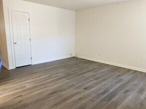 2205 E Cedar Ave in Flagstaff, AZ - Building Photo - Building Photo