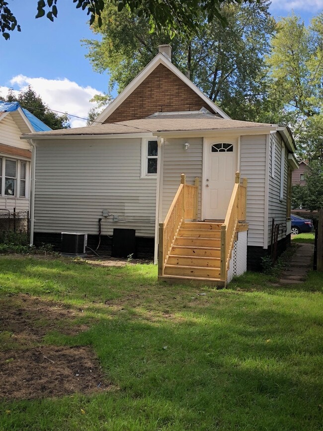 47 E James St in River Rouge, MI - Building Photo - Building Photo