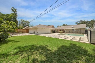 1614 Droxford Dr in Houston, TX - Building Photo - Building Photo
