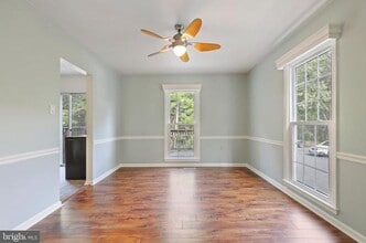 4316 Gypsy Ct in Alexandria, VA - Foto de edificio - Building Photo
