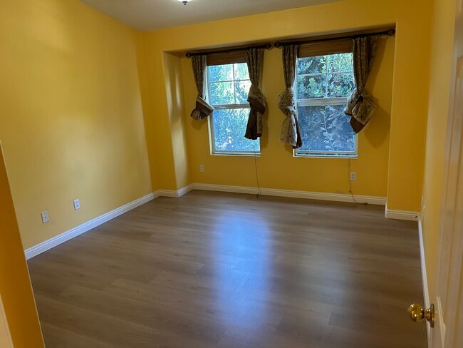 45 Tulare Dr in Aliso Viejo, CA - Building Photo - Building Photo