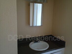 1017 Griffin Rd in Lakeland, FL - Building Photo - Building Photo
