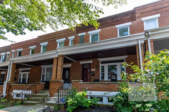 3415 Ramona Ave photo'