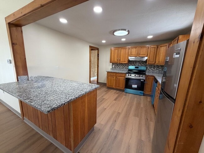38 Pine St in Seekonk, MA - Building Photo - Building Photo