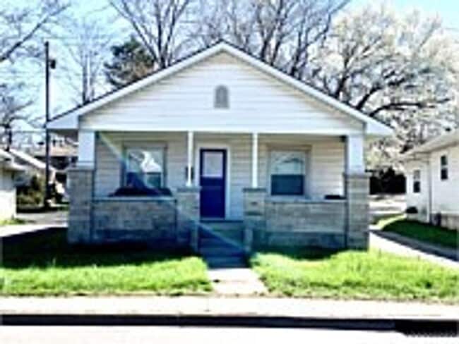 1409 S Walnut St in Bloomington, IN - Building Photo - Building Photo