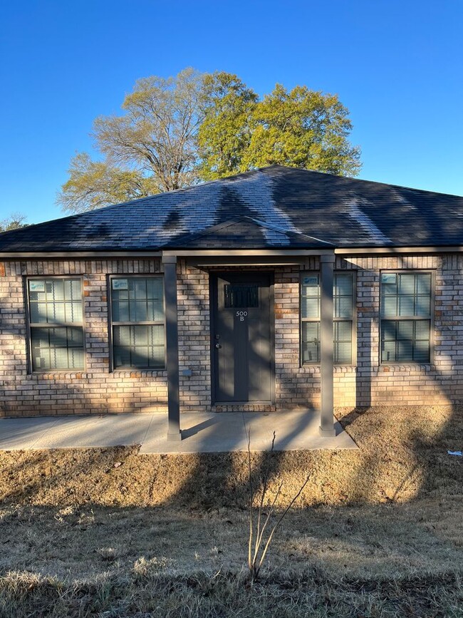 property at 500 N 38th St