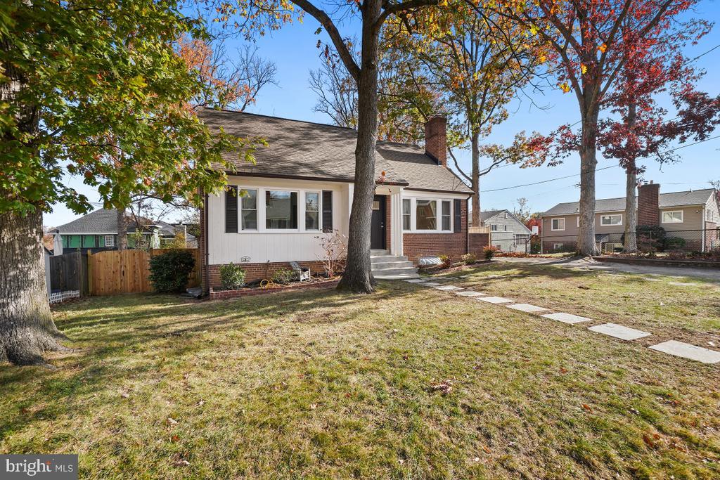 2809 Pierpont St in Alexandria, VA - Building Photo