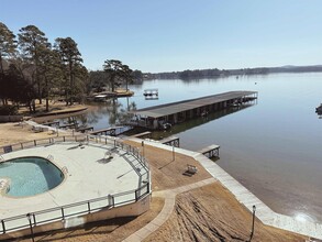 270 Lake Hamilton Dr in Hot Springs, AR - Building Photo - Building Photo