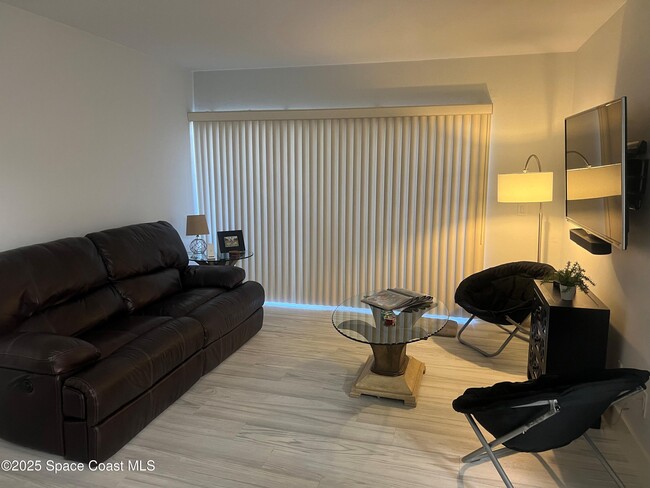 property at 963 Sonesta Ave NE