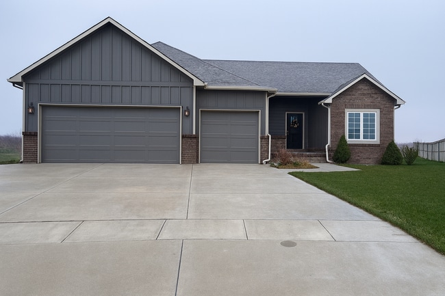 property at 1107 E Red River Cir