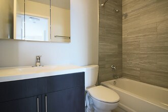 904 N State St in Chicago, IL - Foto de edificio - Building Photo