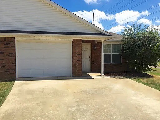 4202 Magnolia St in Texarkana, TX - Building Photo
