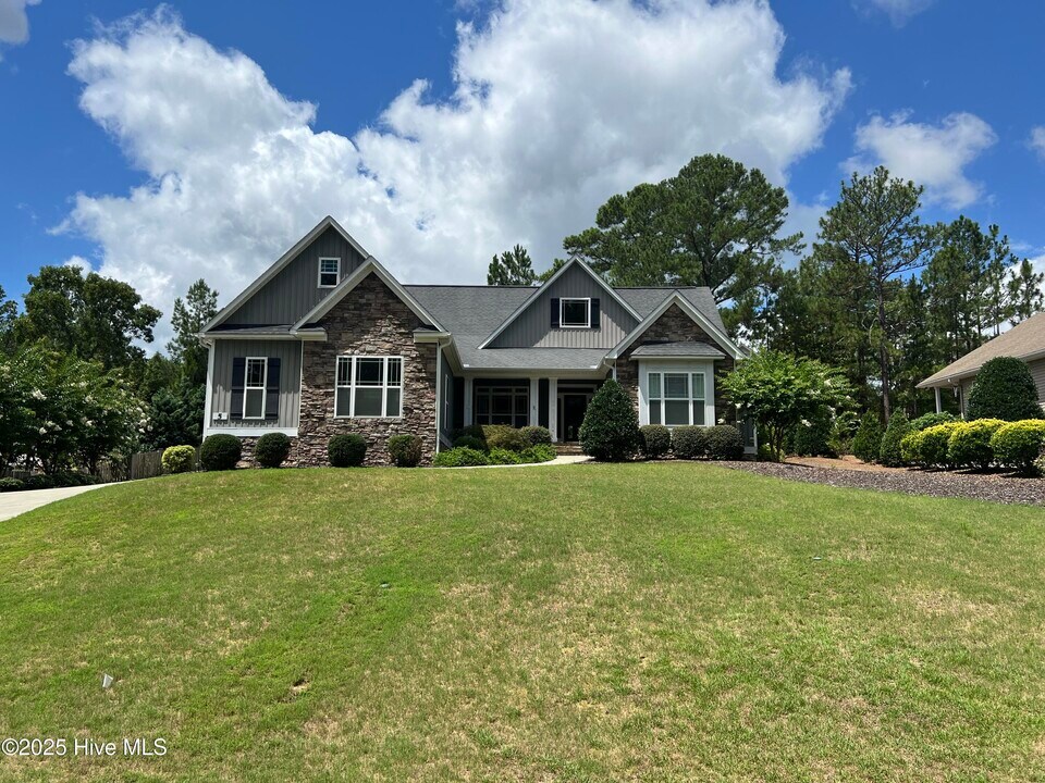 5 Timuquana Trail in Pinehurst, NC - Building Photo