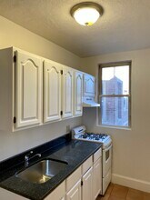 9 Cottage St in Watertown, MA - Building Photo - Building Photo