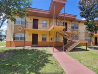 719 Wyman Ct, Unit 719B