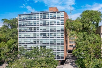 Maple Grove Apartments in Evanston, IL - Building Photo - Building Photo