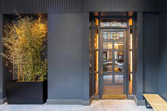 Tribeca Court in New York, NY - Building Photo - Building Photo