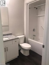 43 Nieson St in Cambridge, ON - Building Photo - Building Photo