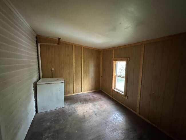 303 Weston Ave in Rothschild, WI - Building Photo - Building Photo