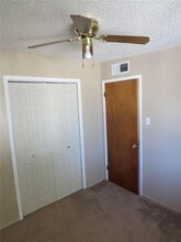 10533 Champlain St in El Paso, TX - Building Photo - Building Photo
