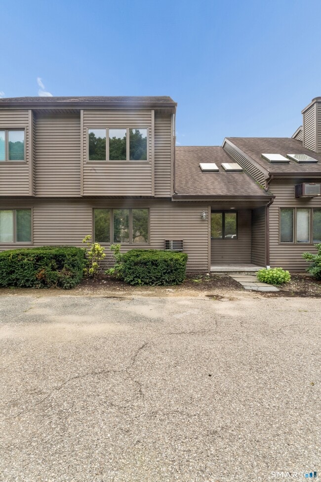 property at 46 Twin Oaks