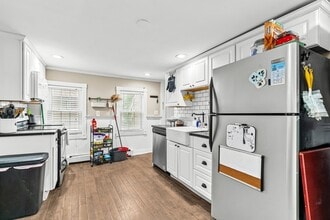 121 Franklin St in Stoneham, MA - Foto de edificio - Building Photo