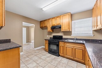 5647 Belmark St in Houston, TX - Building Photo - Building Photo