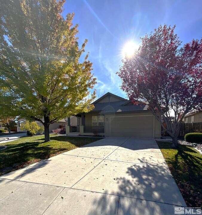939 Turnberry Dr in Sparks, NV - Building Photo
