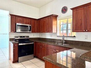 20336 SW 87th Pl in Cutler Bay, FL - Building Photo - Building Photo
