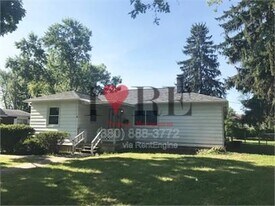 1823 Ward Rd in Columbus, OH - Building Photo