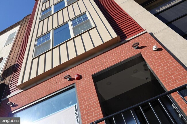 property at 1231 Vine St