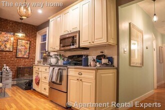 246 Hampshire St, Unit 2 in Cambridge, MA - Building Photo - Building Photo