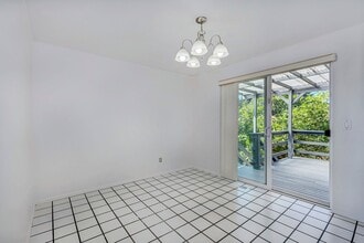 19924 52nd Pl W in Lynnwood, WA - Building Photo - Building Photo