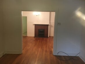 912 Kennebec St in Pittsburgh, PA - Building Photo - Building Photo