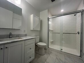 101 Asheville Rd in Brookline, MA - Building Photo - Building Photo