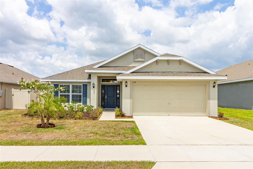1114 Citrus Landings Blvd in Davenport, FL - Building Photo