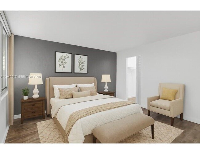 10400 SW 108th Ave in Miami, FL - Building Photo - Building Photo