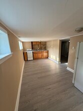 9 Bellevue Ave, Unit 1B in Belleville, NJ - Building Photo - Building Photo