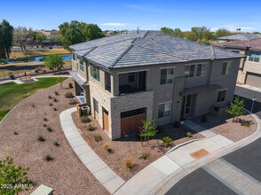 675 E Ginko Ave in Gilbert, AZ - Building Photo - Building Photo