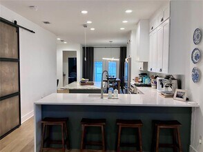 215 W Emily St in Tampa, FL - Building Photo - Building Photo