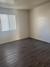 771 W Brighton Ave in El Centro, CA - Building Photo - Building Photo