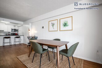 10 Emerson Pl, Unit FL3-ID139 in Boston, MA - Building Photo - Building Photo