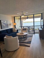 1813 Mariner Dr, Unit TarponCove#150 in Tarpon Springs, FL - Building Photo