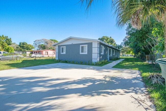 property at 508 N 23rd St