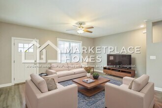216 Hendricks Pl in Indianapolis, IN - Building Photo - Building Photo