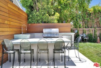 1368 Beckwith Ave in Los Angeles, CA - Building Photo - Building Photo